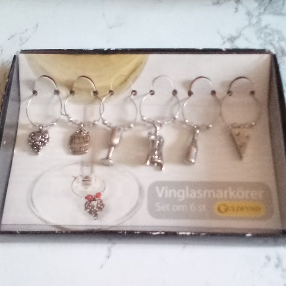 Wine Glass Charms Set of 6 - Picture 1 of 8